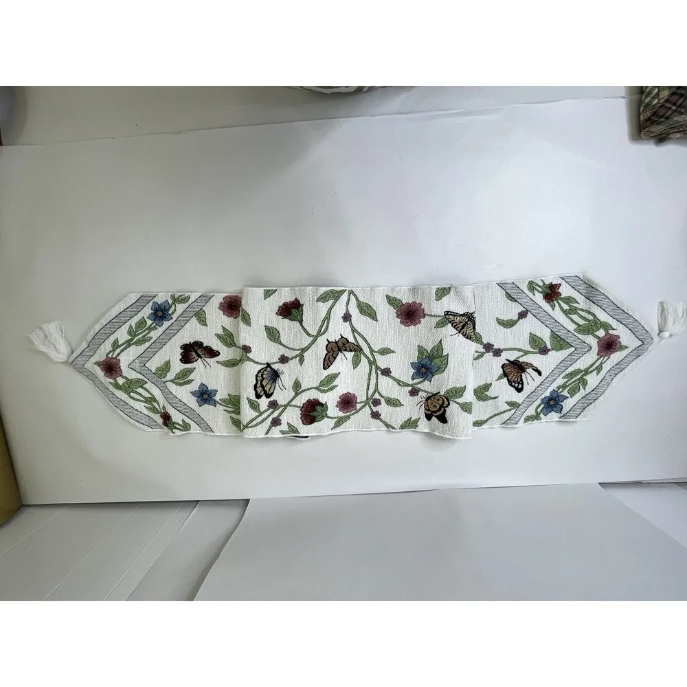 Butterfly Embroidered 68
